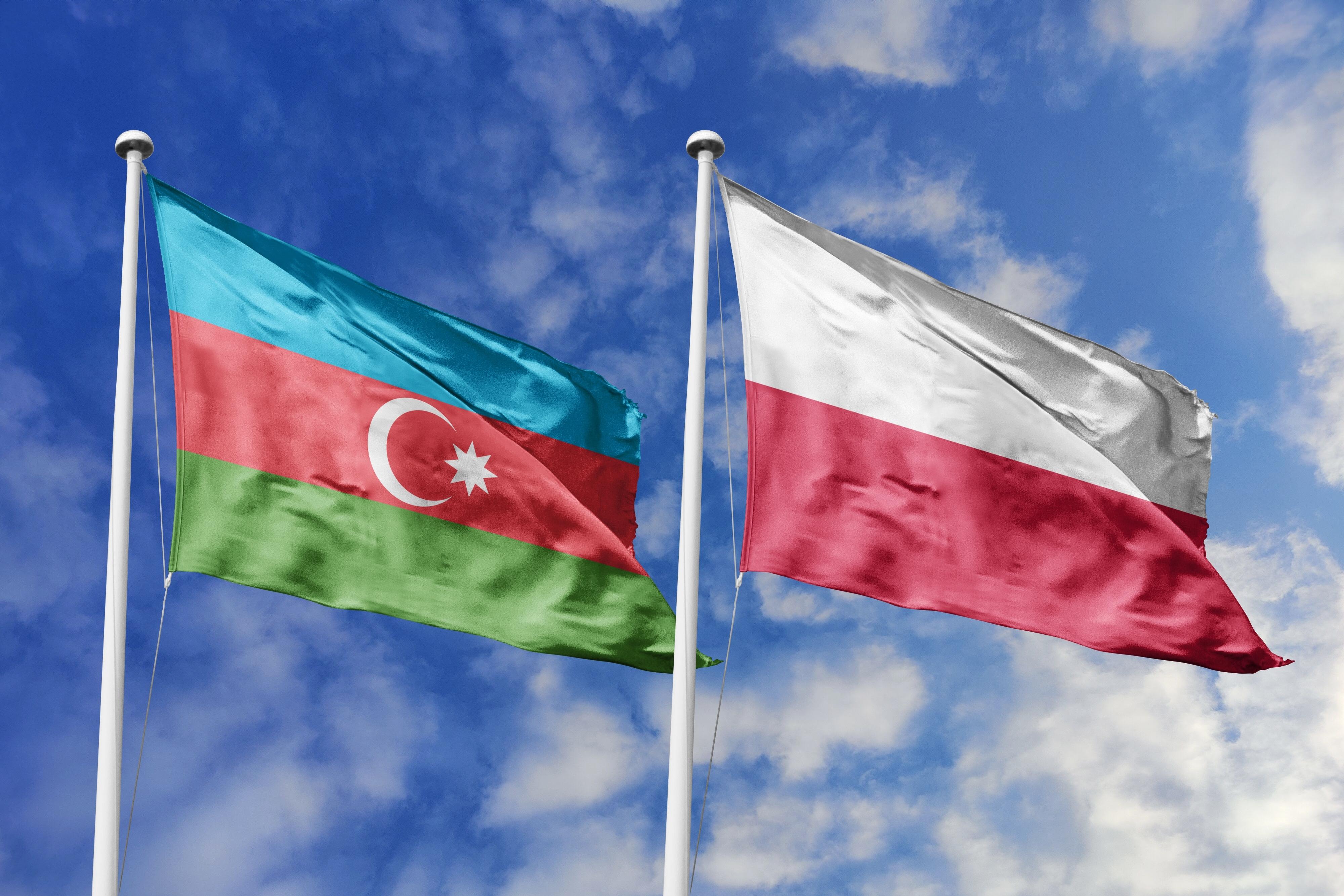 Polonya-Azerbaycan hattında gerilim: Salt bir medya krizi mi, stratejik bir çatlak mı?