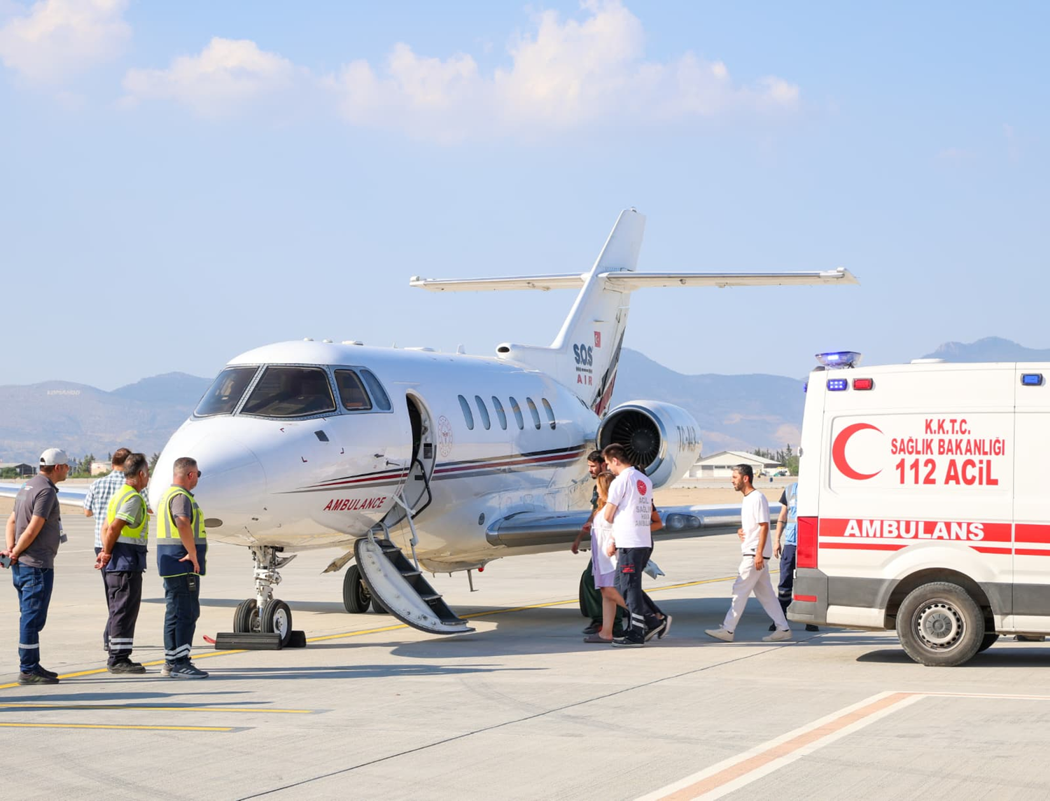 Girne'deki felakette kurtarılmıştı! 8 aylık hamile kadın ambulans uçakla Türkiye'ye gönderildi
