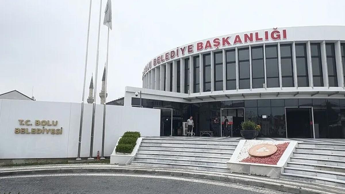 Bolu Belediyesinde araç kiralama ihalelerinde usulsüzlük! 14 kişi adliyeye sevk edildi