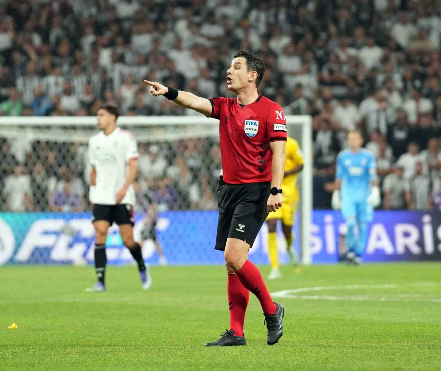 Halil Umut Meler, 4. kez Fenerbahçe-Beşiktaş derbisinde düdük çalacak