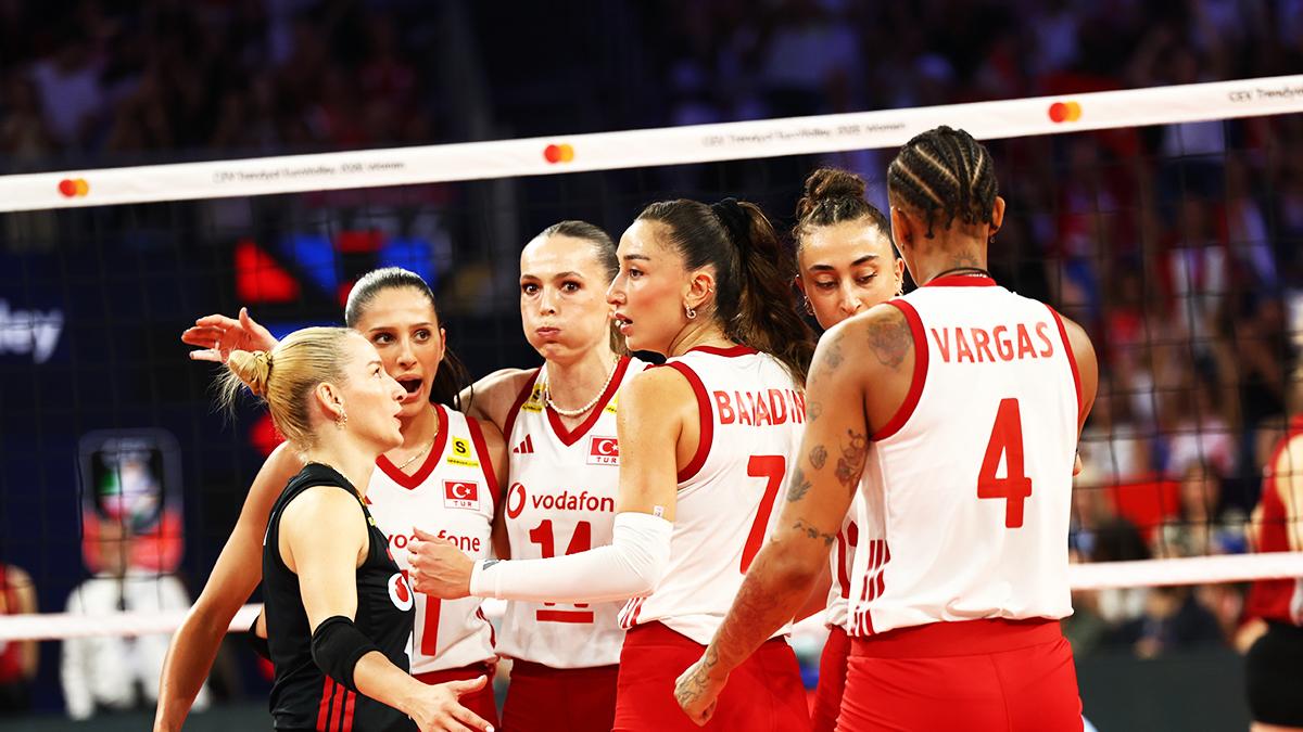 Filenin Sultanları final için parkeye çıkıyor: Rakip Sırbistan