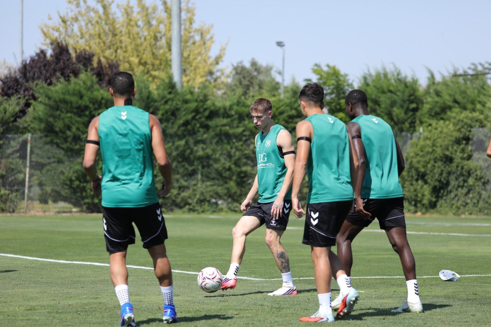 Konyaspor, Erzurumspor FK maçına hazır