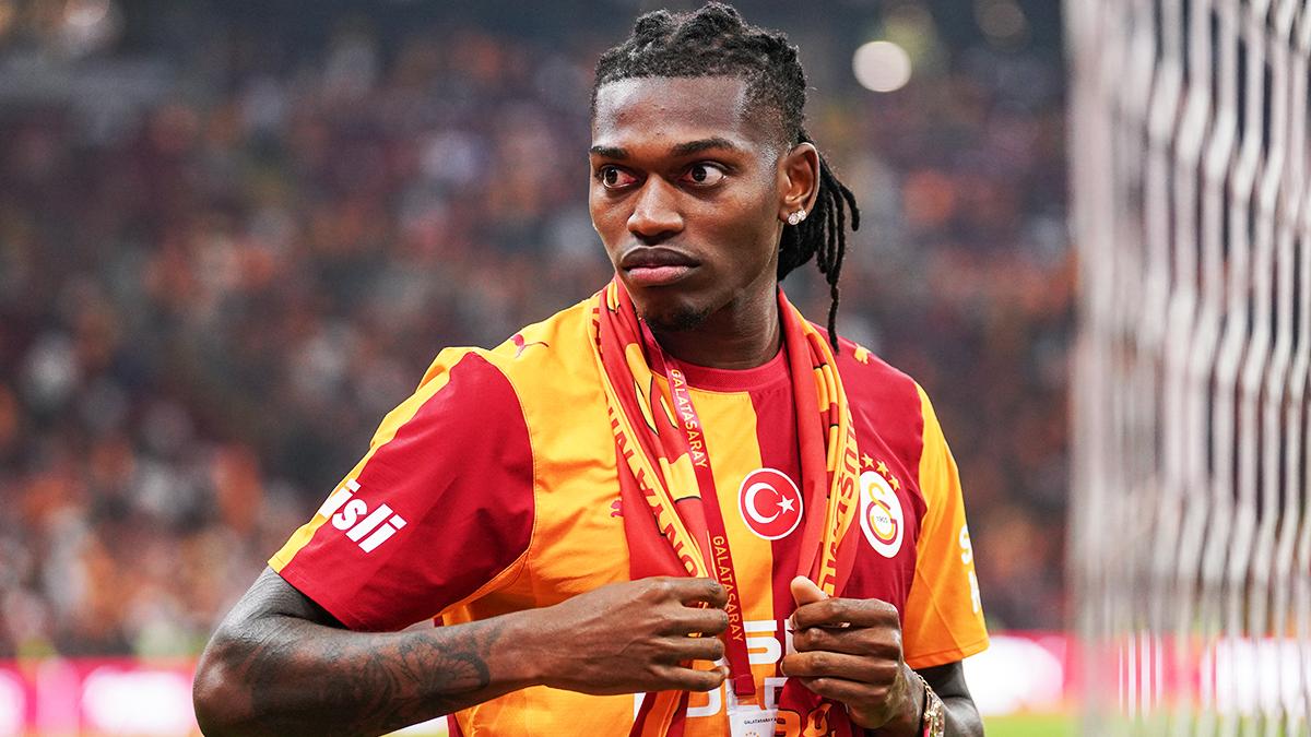 Rafael Leao'yu ilk keşfeden isim konuştu: Sadece sakin kalmalı