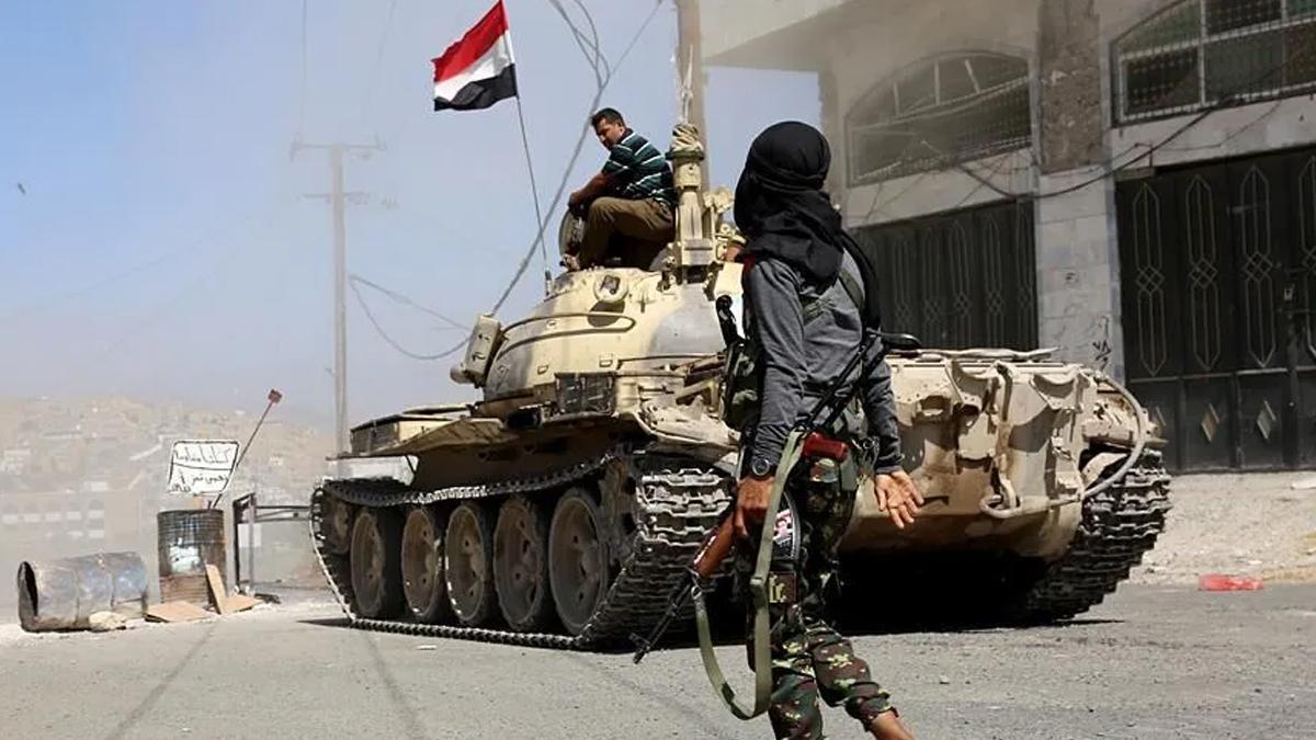Yemen ordusu kritik noktayı Husilerden geri aldı
