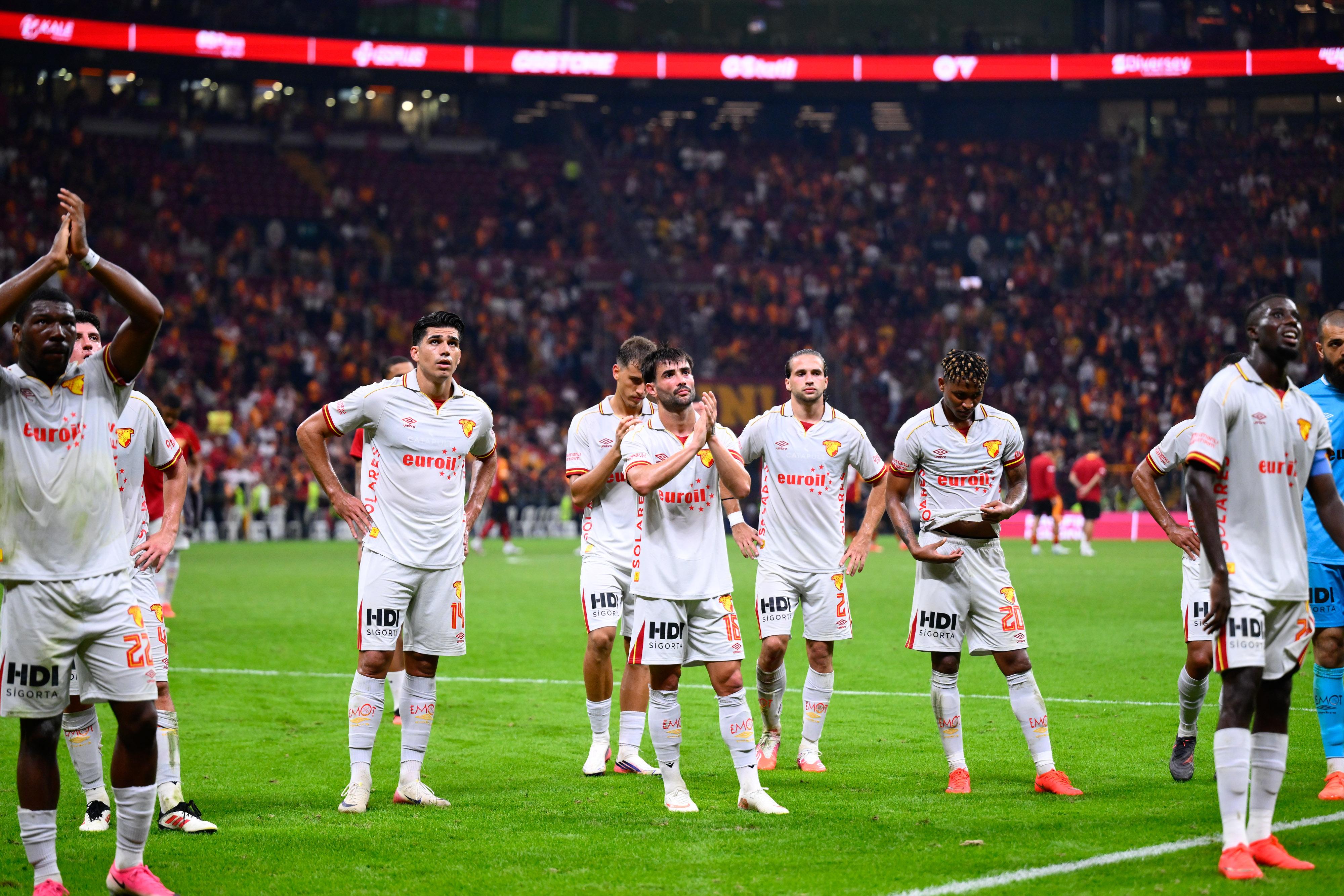 Göztepe'nin transfer raporu: 9 yeni oyuncu geldi