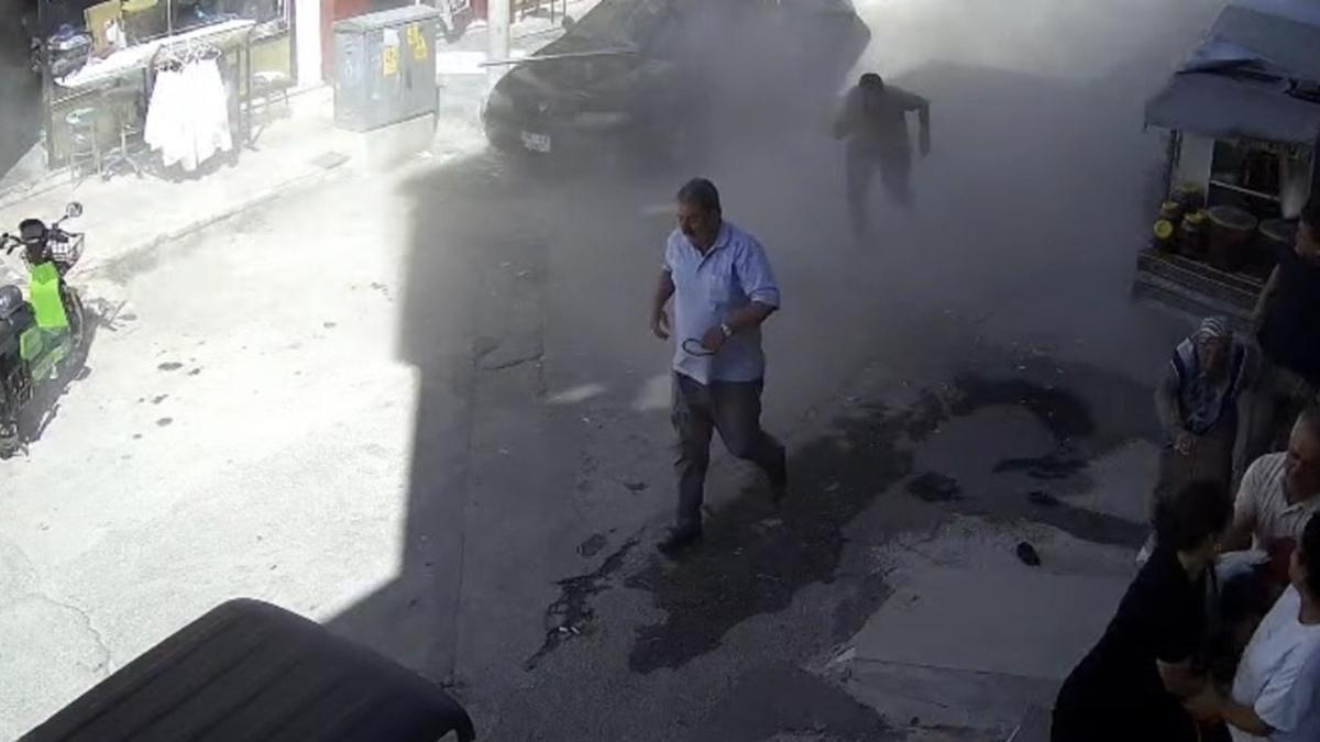 Konya'da korkutan patlama! Panik anlar� anbean kaydedildi