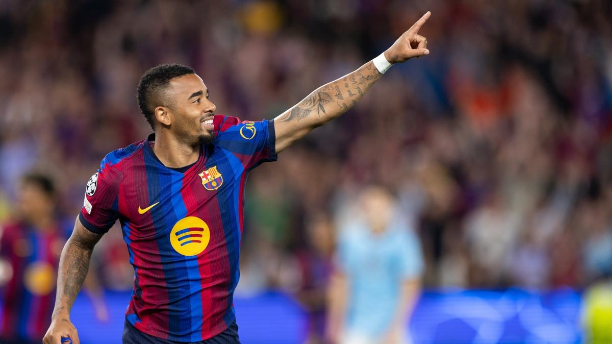 Gabriel Jesus Barcelona'ya transferini anlatt�