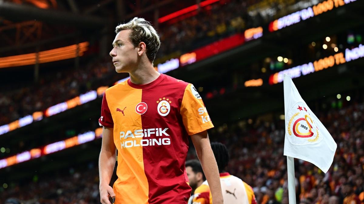 Galatasarayl� Batrakov'a milli davet