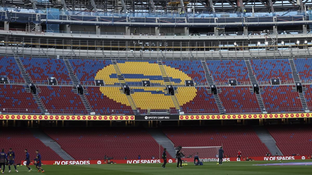 UEFA, finallere ev sahipli�i yapacak stadyumlar� a��klad�