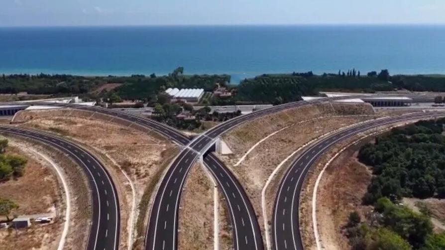 Dev projede geri sayım başladı                                                        2,5 saatlik yolculuk 18 dakikaya düşecek