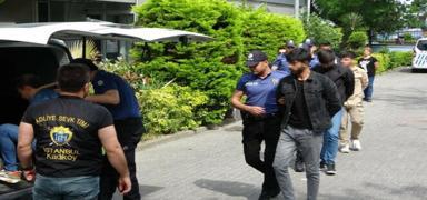 Moda Sahili'nde polise saldran 4 kii adliyeye sevk edildi