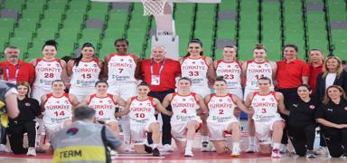 A Milli Kadn Basketbol Takm, Srbistan'a malup oldu!