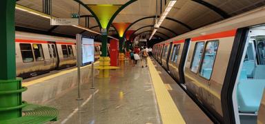 İstanbullunun ulaşım çilesi bitmiyor: Metro seferleri yine aksadı