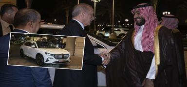 Cumhurbakan Erdoan'dan Prens Selman'a Togg hediyesi
