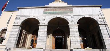 stanbul Valilii 'alkol yasa' iddialarna aklk getirdi