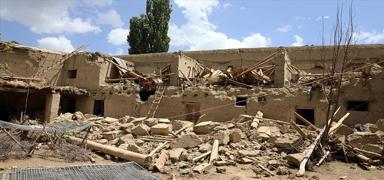 Afganistan'daki depremlerde l says 2000'in zerine kt