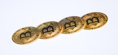 Bitcoin son 1,5 yln zirvesinde