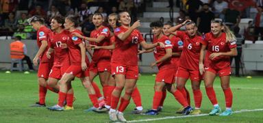 A Milli Kadın Futbol Takımı, Lüksemburg deplasmanında