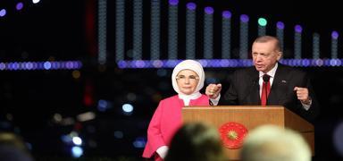 100. Yl Hitab... Cumhurbakan Erdoan: Hibir emperyalist g Trkiye'nin nne geemeyecek