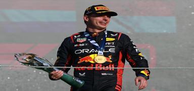F1 Meksika Grand Prix'sinde kazanan Max Verstappen
