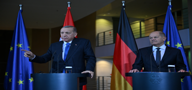 Cumhurbakan Erdoan gerekleri yzlerine vurdu, Alman medyasnn zoruna gitti