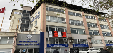 Mudanya Belediye binas deprem sonras boaltld
