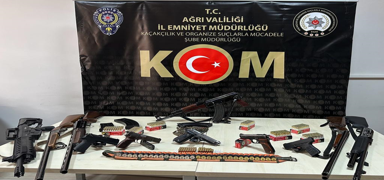 KOM ekiplerinden 8 ilde silah ticareti operasyonu: 22 gözaltı