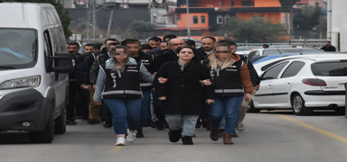 Adana Bykehir Belediyesindeki rvet operasyonunda yeni gelime