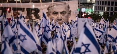 srail'de erken seim sesleri! Netanyahu'ya tepkiler anbean ykseliyor