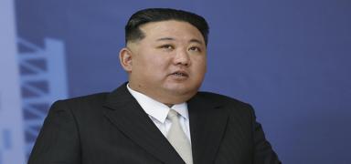Kuzey Kore lideri yeni seyir fzelerinin test atlarn denetledi