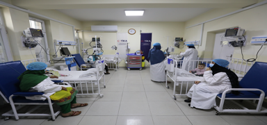 Afganistan'da TİKA'da tıbbi malzeme desteği