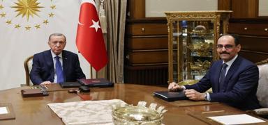 Klliye'de kritik grme: Cumhurbakan Erdoan, MT Bakan Kaln' kabul etti
