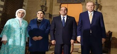 Cumhurbakan Erdoan'dan mevkida Sisi ile mam afi Trbesi'ne ziyaret