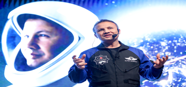 Astronot Alper Gezeravc, T'de ders verecek