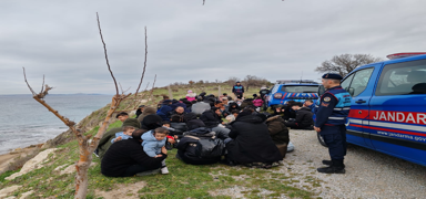 Edirne'de Afganistan ve Pakistan uyruklu 11 düzensiz göçmen yakalandı