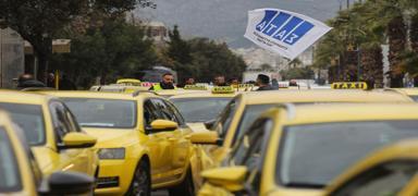 Yunanistan'da taksiciler grevde! Şehir içi ulaşımda aksaklıkların yaşanması bekleniyor