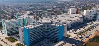 Antalya ehir Hastanesi bugn alyor