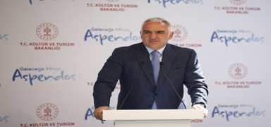 Bakan Ersoy, Aspendos Gelecee Miras Tantm Toplants'nda konutu: Hedefe ulamak iin 1 milyar lira balang denei ayryoruz