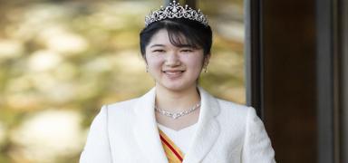 Japon Prenses Aiko mezun oldu