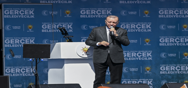 Cumhurbakan Erdoan'dan zgr zel'e 'rak' gndermesi: Selefinden bile fason kt