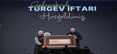 TRGEV Ynetim Kurulu Bakan Altun: z gvenli genleri yetitirmek vakfmzn temel hedefi