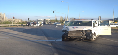 Konya'da trafik kazas: 11 kii yaraland