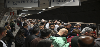 stanbul'da metro ilesi sryor: 50 saati at