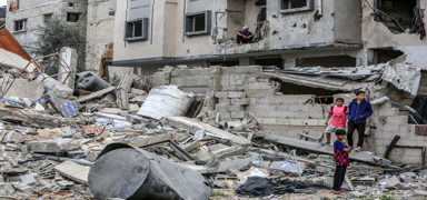 srail Refah'taki bir evi vurdu: 4 l