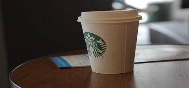 Boykotlarn hedefindeki Starbucks'n geliri ocak-mart dneminde dt