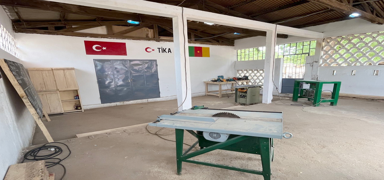 TKA'dan Kamerun'daki kadnlara destek