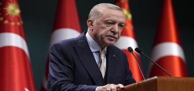 Cumhurbakan Erdoan'dan Mete Gazoz'a tebrik mesaj