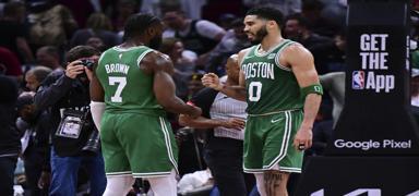Boston Celtics deplasmanda Cleveland Cavaliers' yenerek seriyi 3-1 yapt