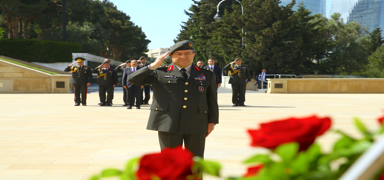 Orgeneral Bayraktarolu, Azerbaycan'da