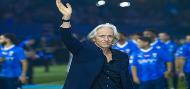 Al Hilal, Jorge Jesus'un szlemesini yeniledi